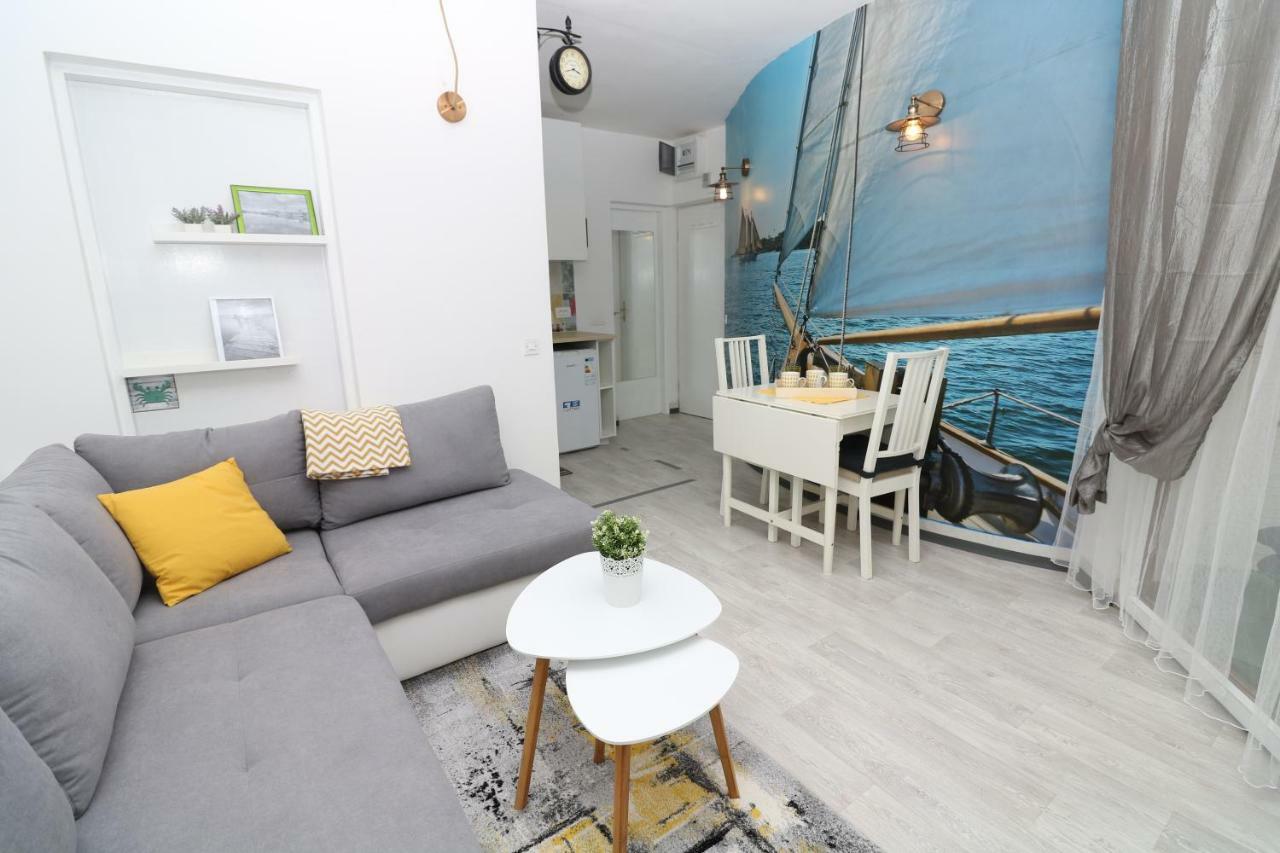 Corto Apartment